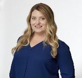 Melissa Laursen headshot.