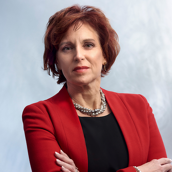 Tashia Batstone headshot